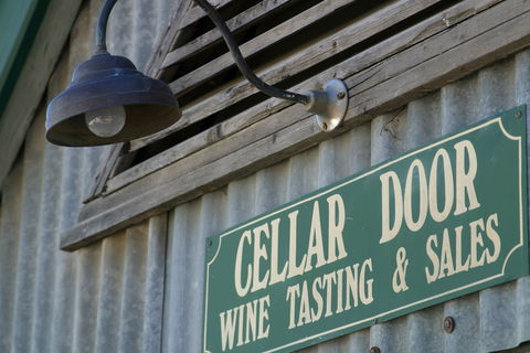Cleveland Winery - Accommodation Asia 0
