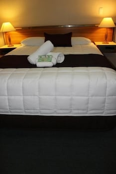 Tabourie Lake Motel - Accommodation Asia 3