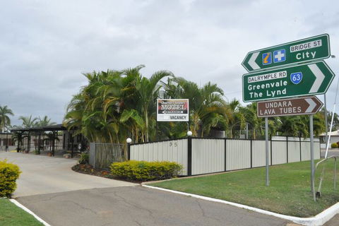 Charters Towers Motel - Accommodation Guide 7
