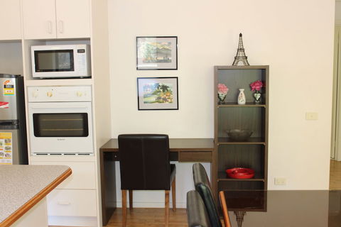 Australian Home Away Ringwood At Bardia - Accommodation Asia 4