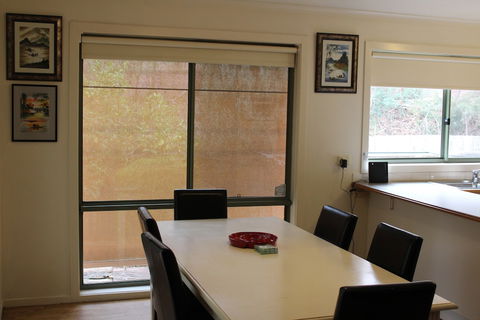 Australian Home Away Ringwood At Bardia - Accommodation Asia 0