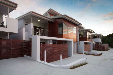 Albany Waves - Accommodation Asia 2