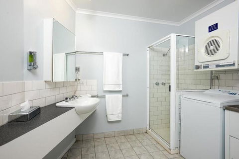 Unit 9 Bellevue - Accommodation Asia 4