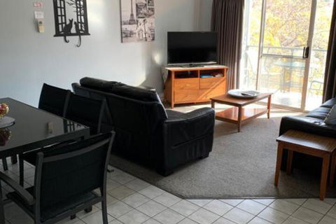 Unit 9 Bellevue - Accommodation Asia 5