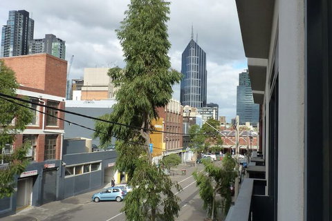 Australian Home Away At Market Square Melbourne - Accommodation Guide 1