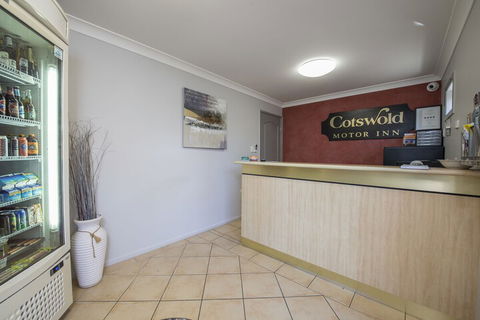 Cotswold Motor Inn - Accommodation Guide 5