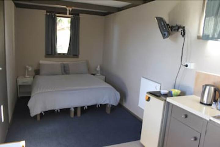 Emita TAS Accommodation Guide