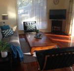Aqua Vista - Accommodation Guide