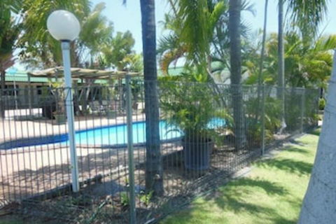 Country Road Motel - Accommodation Guide 4