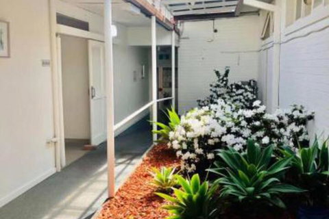 Sav - Accommodation China 2