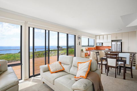 Seaspray - Accommodation Asia 5
