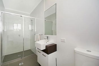 Cooroy Luxury Motel Apartments Noosa - Accommodation Asia 6