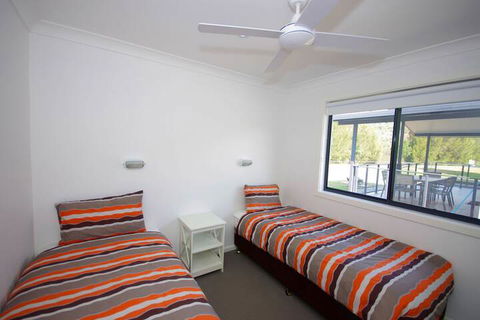 Del Rio Riverside Resort - Accommodation Guide 5