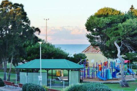 Pier Number 10 - Accommodation Asia 2