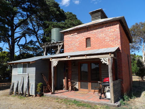 Grampians Historic Tobacco Kiln - Accommodation Asia 0