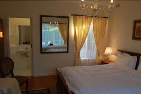 Bluebell Bed & Breakfast - Accommodation Asia 3
