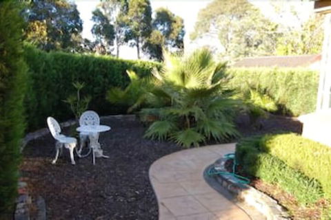 Bluebell Bed & Breakfast - Accommodation Asia 5