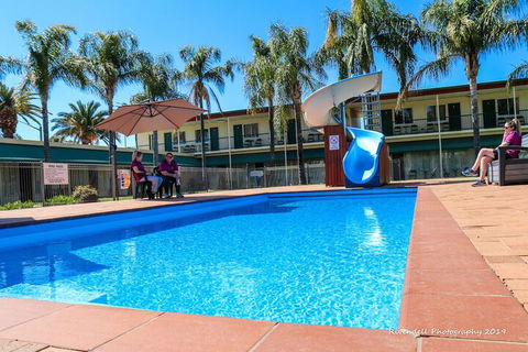 Motel Riverina - Accommodation Asia 7