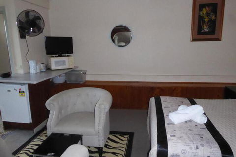 Mount View Motel - Accommodation Guide 2