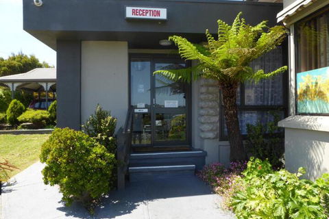 Mount View Motel - Accommodation Guide 4