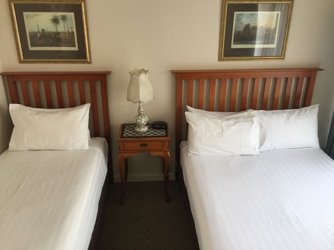 Aberdeen Motor Inn - Accommodation Asia 4