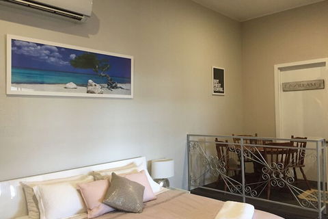 Fairway Manor Accommodation - Accommodation Guide 6