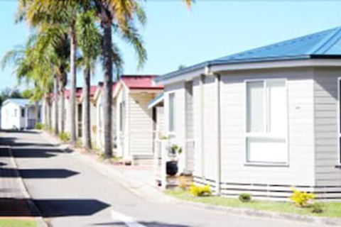 Lifestyle Village Redhead - Accommodation Asia 4