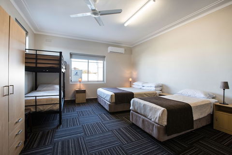 Toongabbie Hotel - Accommodation Asia 5