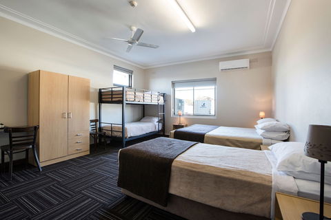 Toongabbie Hotel - Accommodation Asia 3