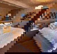 Lorne Hotel