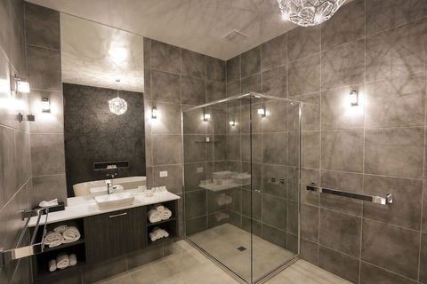 Indulge Apartments CBD - Accommodation Asia 4