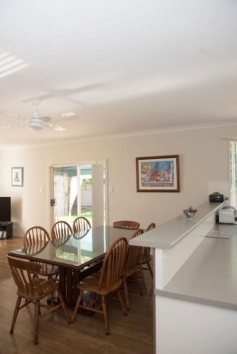 All Seasons' Escape Port Elliot - Accommodation Asia 4