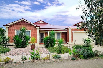 All Seasons' Escape Port Elliot - Accommodation Asia 0