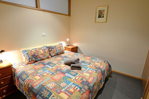 Falls Creek Country Club - Accommodation Asia 0