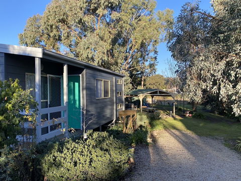 Beechworth Cabins - Accommodation Guide 1