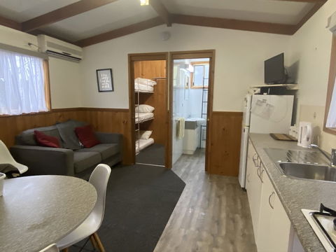 Beechworth Cabins - Accommodation Guide 5