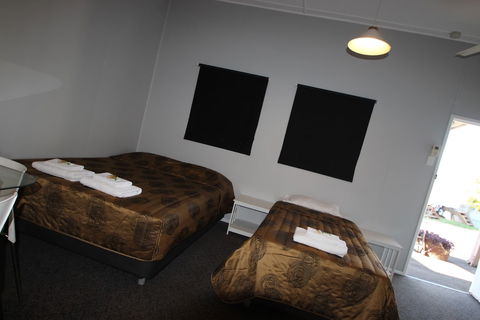 Ned Kelly's Motel - Accommodation Asia 5
