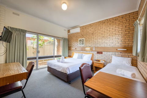 Colac Mid City Motor Inn - Accommodation Asia 7