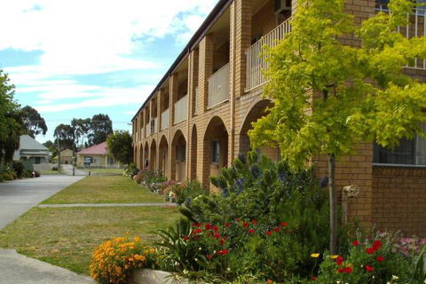 Colac Mid City Motor Inn - Accommodation Asia 1