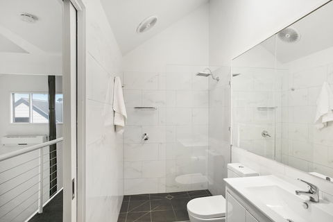 Terrace Lofts Apartments - Accommodation Asia 2