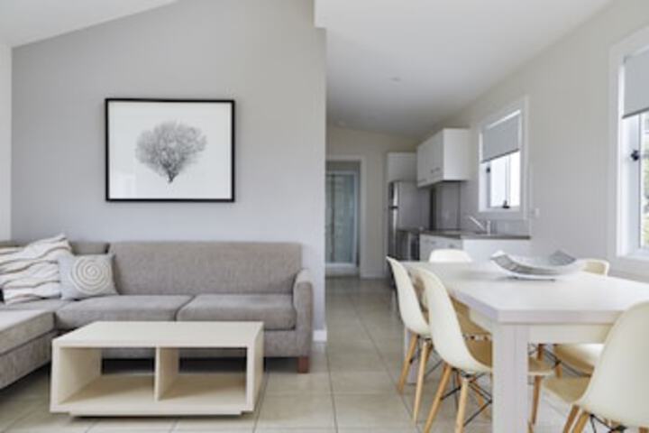 Stockton NSW Accommodation Asia