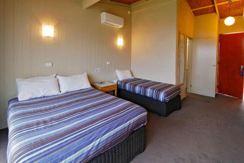 Torquay Hotel / Motel - Accommodation Guide 2