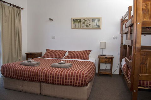 Delatite Apartments Timbertop & Fir - Accommodation Guide 6