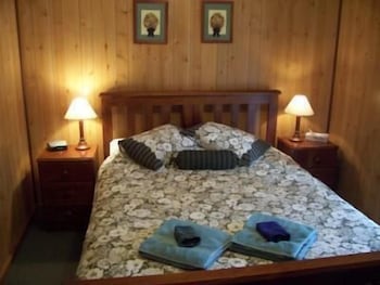 Clare Valley Cabins - Accommodation Asia 6