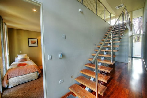 Centenary Peaks - Accommodation China 6