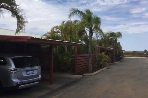 Carnarvon Central Apartments - Accommodation Asia 5