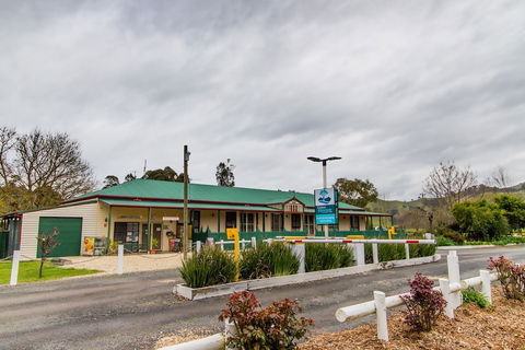 Breeze Holiday Parks - Eildon - Accommodation China 2