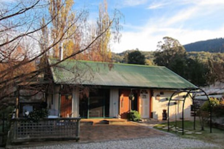 Gundowring VIC Accommodation Asia