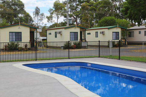 Avondel Caravan Park - Accommodation Guide 2