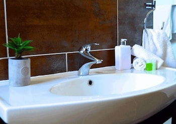 Little River Bed & Breakfast - Accommodation Guide 5